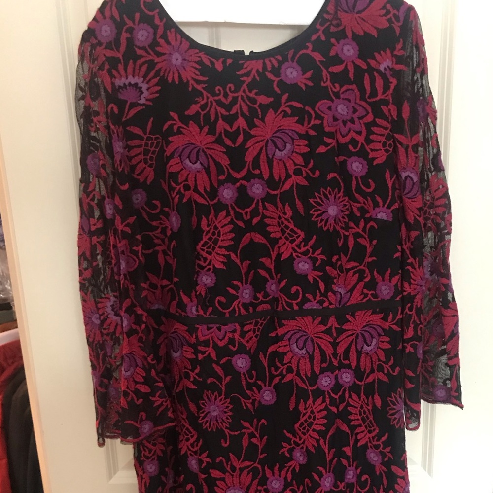 Adrianna Papell lace dress